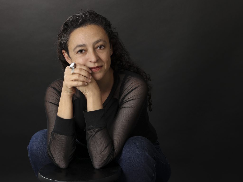 Lina Meruane. Fotografía por Isabel Wagemann